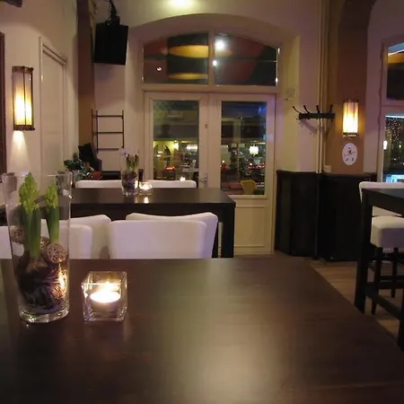 Limburgia 3* 팔켄뷔르흐안더횔