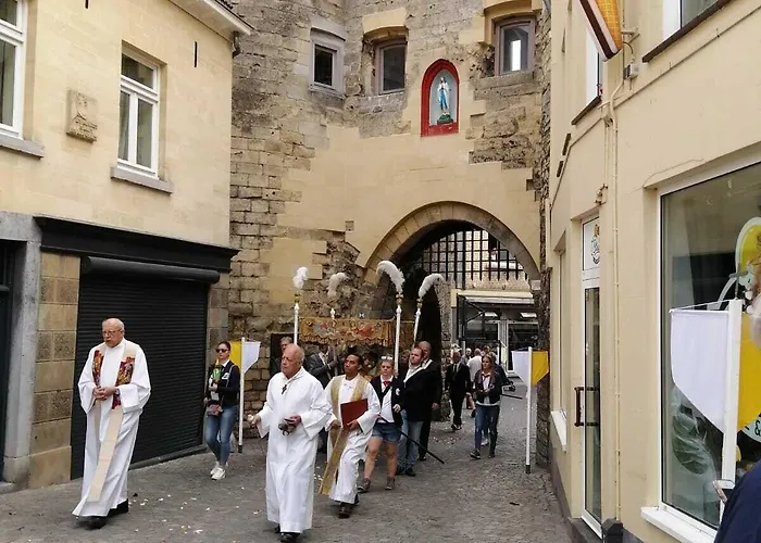 Limburgia 3* 法尔肯堡