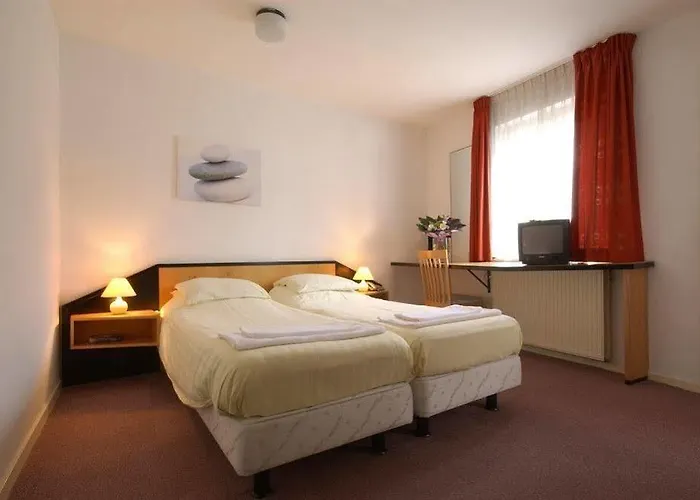 Limburgia 3* 法尔肯堡